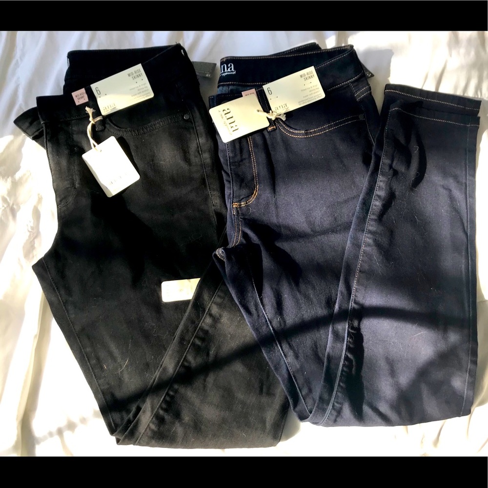 Two a.n.a. Midrise Skinny Jegging